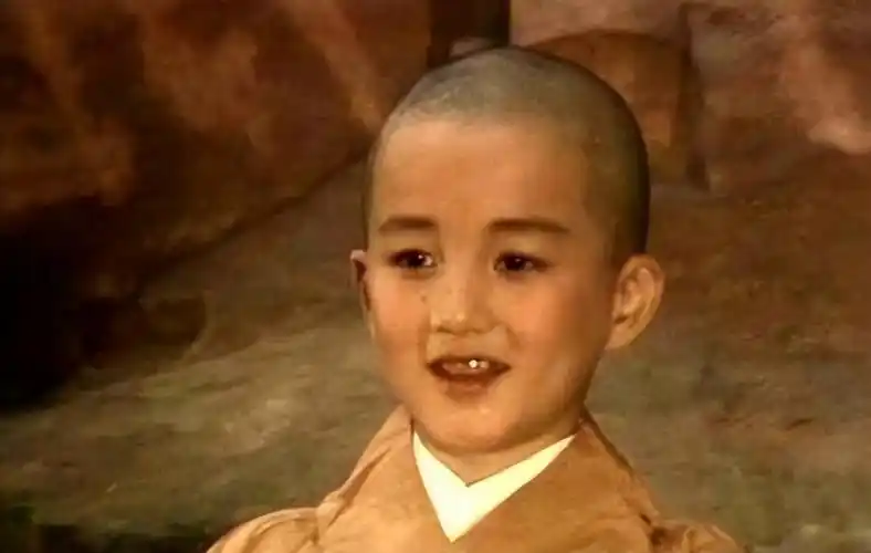 这个忙得没法相亲的童星就是蔡远航,然而这段相亲并不顺利,几次安排好