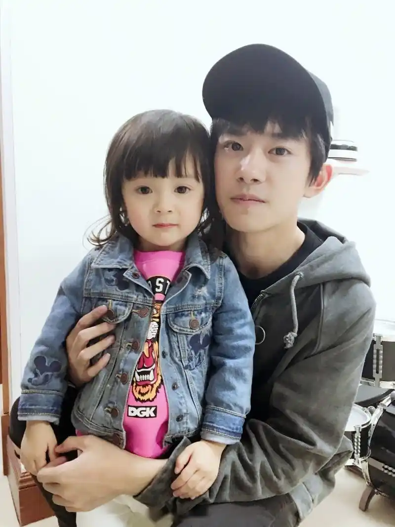 又想骗我生孩子系列 混血小萌霸jackson周嘉诚  要易烊千玺哄入睡的小