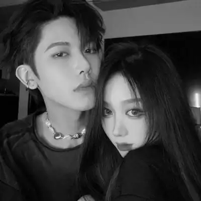 双人情侣头像黑白真人版