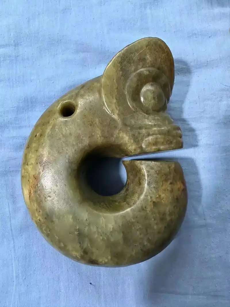 05红山文化玉猪龙05.#我要上热门 古玩老玉古玉,一线下乡 - 抖音