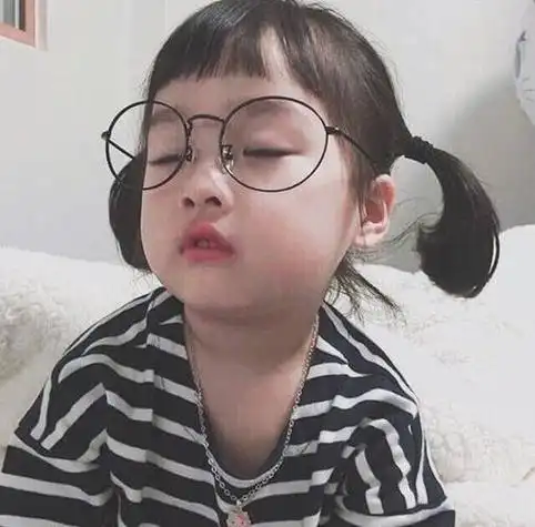 权律二超萌嘟嘴头像你总是笑魇如花