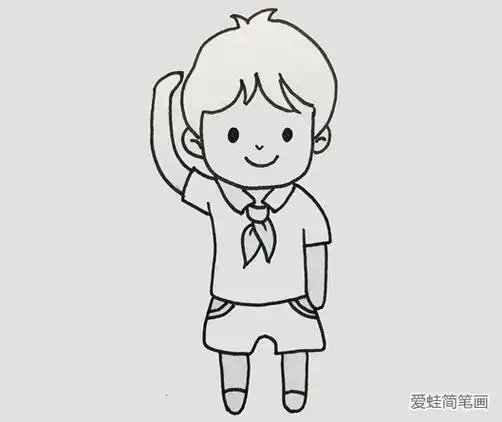 3,继续画出小朋友的下半身和细节位置,穿着短裤,双腿自然站立,短裤