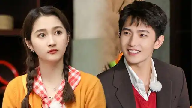 关晓彤版李焕英出场,杨洋变沈腾"翻版"?