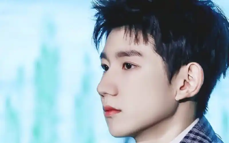 【王源】侧脸小合集awsl