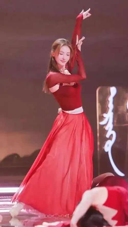 舞蹈就是她的统治区 br> br>金晨她可是当年舞动奇迹的冠军. - 知乎