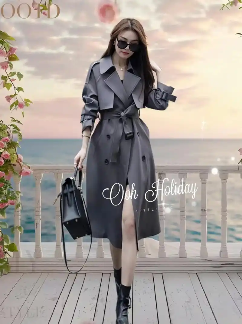 姐妹们!又到了穿 风衣里的季节,穿风衣的女人,从一阵清风中缓 - 抖音