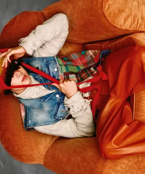 白敬亭t锦绣十二月刊封面##白敬亭t杂志复古大片