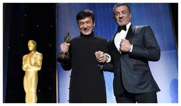 成龙奥斯卡获得尊重靠实力不靠跪舔
