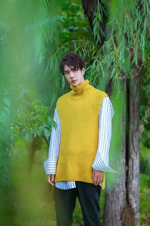 王一博努力的20岁 用实力证明自己不忘初心努力前行