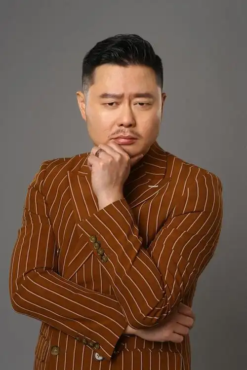 电影《非常替身》是由广州禾优影业出品,开心麻花团队新锐导演杨沅翰