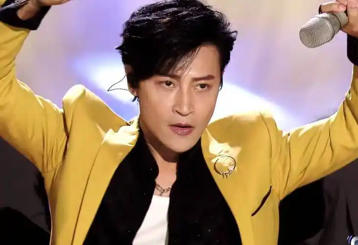 原创陈志朋因为大师一句话断了前程异装癖是人们对他的误解