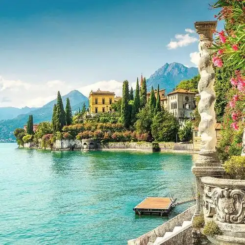 光景美图分享34:科莫湖(意大利)世界著名风景休闲度假胜地