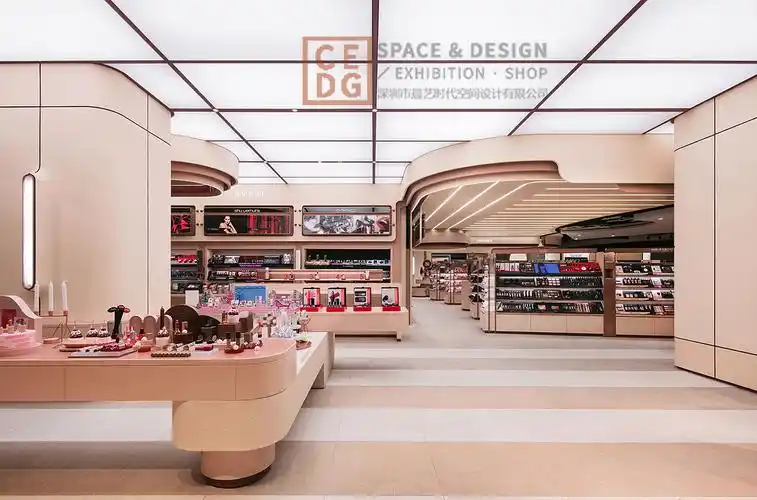 高端化妆品集合店铺设计