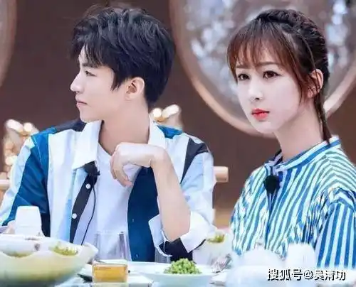 杨紫用王俊凯的名言祝福大王结婚,一次暴露了自己的两个好友_吕鹏兴