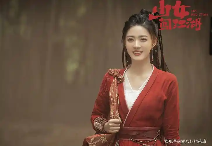 继"董董恩"后,徐璐又有一部古装剧过审,搭档男演员竟然是他_毕雯珺