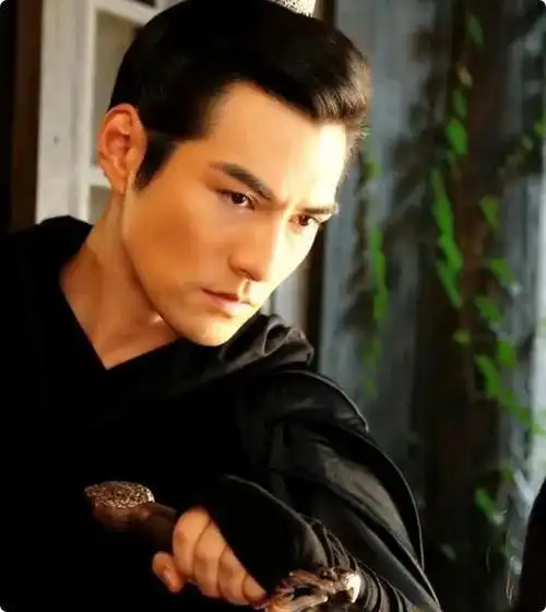 全网舔屏,他又刷新了古装剧颜值天花板|严宽|乔振宇|严屹宽|墨雨云|新