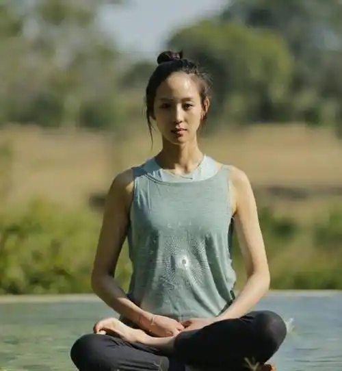 37岁张钧甯晒出芭蕾舞近照:这才明白,自律的人生有多美?