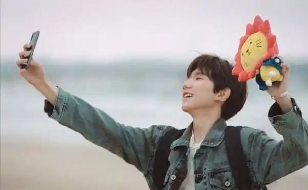 王源带着莱阳去旅行!