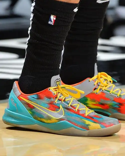 传闻kobe8今年回归二十多双元年配色哪双你最想复刻