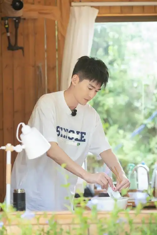 张翰1006生日快乐##张翰珠江人家