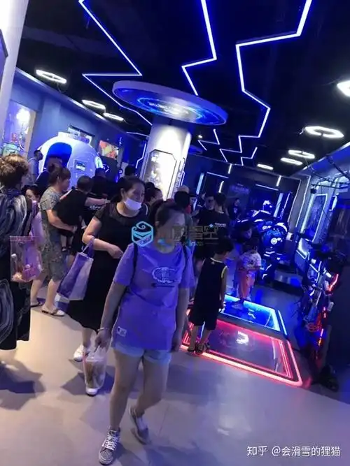 兰州市东瓯店开业火爆现场,出奇制胜的引流方式,吸引了众多家长领着