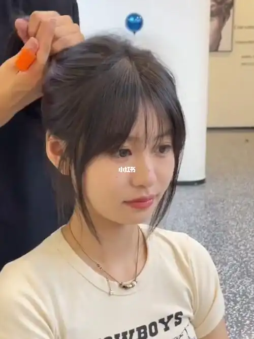 夏天扎头发一定要尝试的刘海