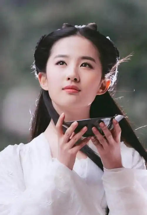 满头鲜花脸缀珍珠,对比网红爆改,高下立判|于正|陈妍希|刘亦菲|小龙女