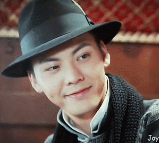 陈伟霆gif张启山gif老九门gif宠溺脸gif