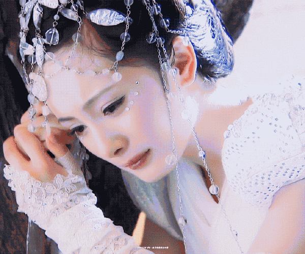 杨幂狐妖白衣造型梦回仙剑夕瑶