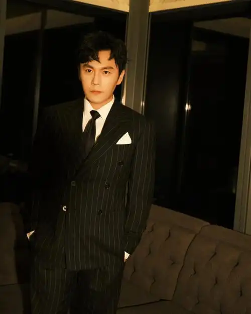 秦昊mahb时尚先生盛典帅气图片写真811