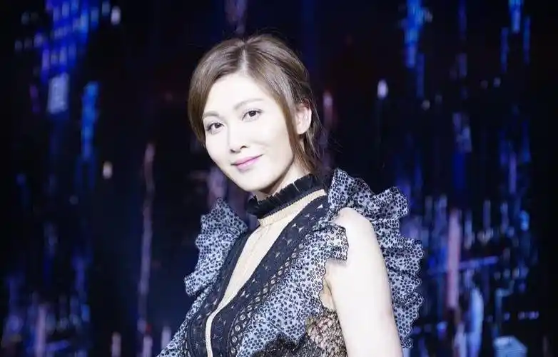 李彩桦分手没有第三者为何她的婚姻生活仅仅只维持了19个月