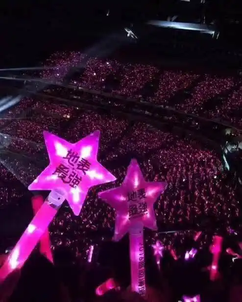 周杰伦惊现澳洲!"宠妻狂魔"杰伦小公举叕陪老婆回娘家啦!