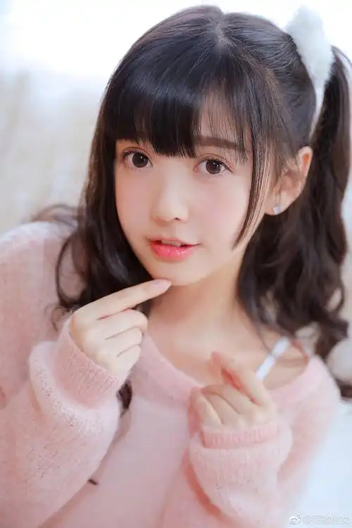 萌萌的清新小美女很美很可爱