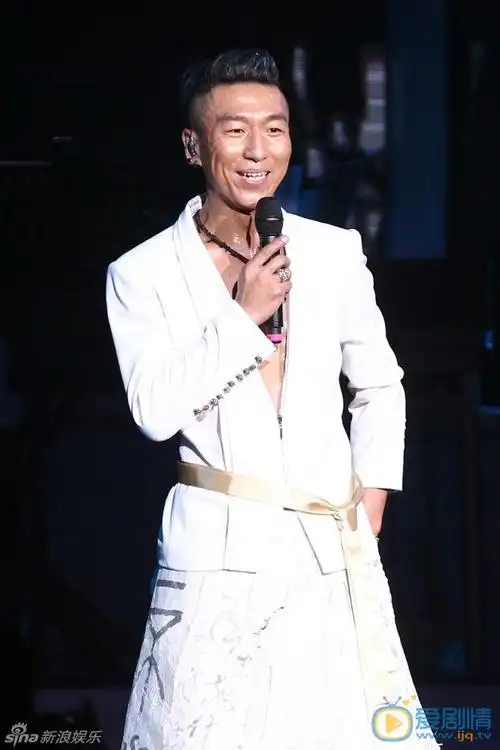 陈羽凡个人资料简介_陈羽凡图片写真_生活照_家庭背景-明星库