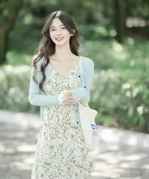 微胖女生春天就得精致3种搭配攻略等你来试大胆自信穿出气质