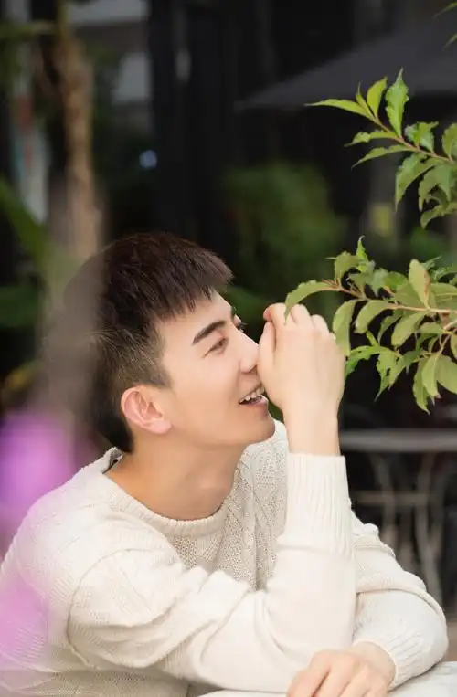 李川文艺暖男帅气写真高清图片59