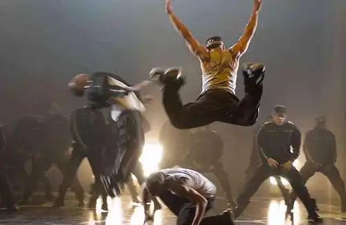 街舞少年电视剧百度云下载剧照