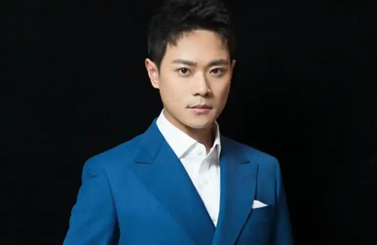 曹俊参加综艺引争议童星出身除了与蓝盈莹的恋情毫无存在感