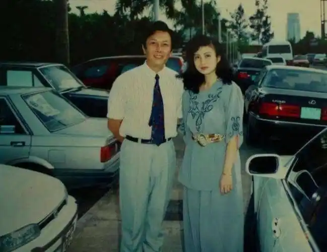 唐国强的现任妻子壮丽照片前妻到底是什么原因自杀