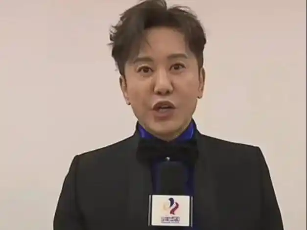 10月31日54岁毛宁引发热议