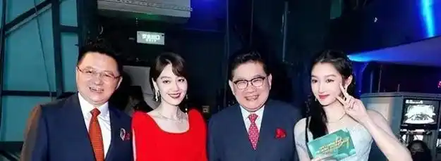 只是因为私生活混乱王冠有苦说不出|李咏|曹可凡|历史片|政治片|社交