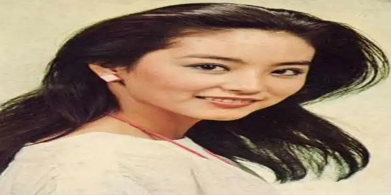 曾馨莹面相 - 梦幻算命网