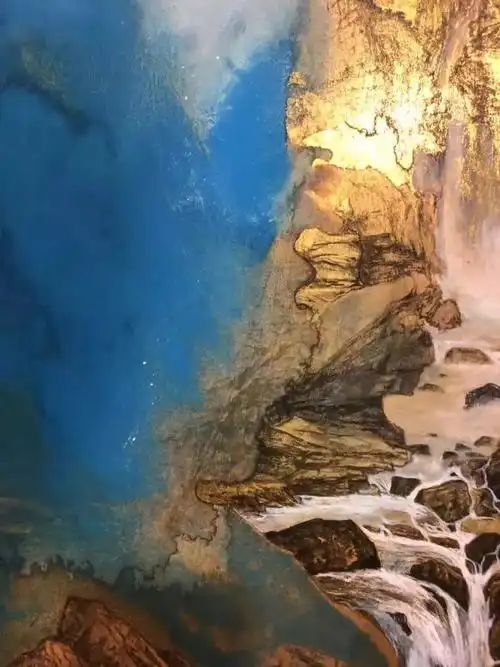 曹俊:画面上所有的局部其实都是心灵最深处的风景,我快乐而轻松地"