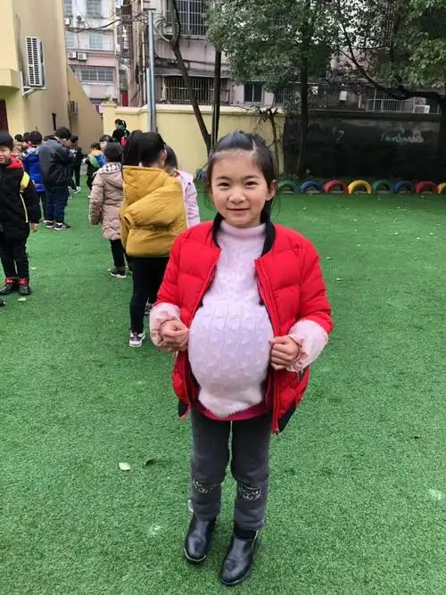 女王节,快来围观,大家集体怀孕啦……城南幼儿园大班段