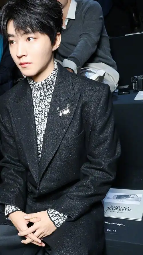 迪奥品牌大使王俊凯##王俊凯 巴黎时装周