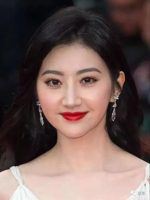 景甜终于把她2米宽的欧式大双眼皮修复成了窄扇形!也太美了吧