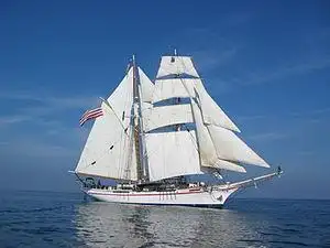 地中海 前桅横帆双桅船(brigantine)是一种两根桅杆的帆船,其前桅横帆