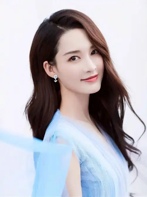 李沁:生命太短,没有时间留给遗憾,若不是终点,请微笑一直向前