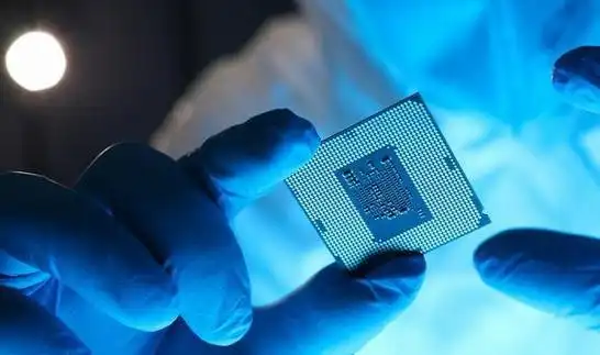 针对这些挑战,中国芯片企业和政府部门已经开始采取多种措施.