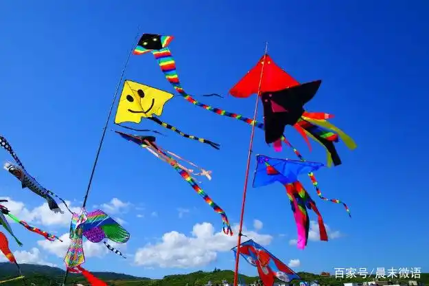 风筝系列:各种形状,各种颜色,你喜欢哪个?